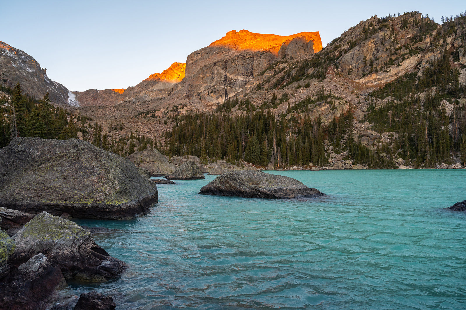 Alpenglow at Lake Haiyaha (Landscape)